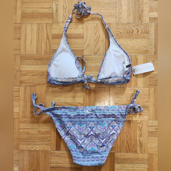 🎉 3/$60 BNWT O'Neill Two Piece Print Tie Bikini Size Medium - Picture 3 of 5